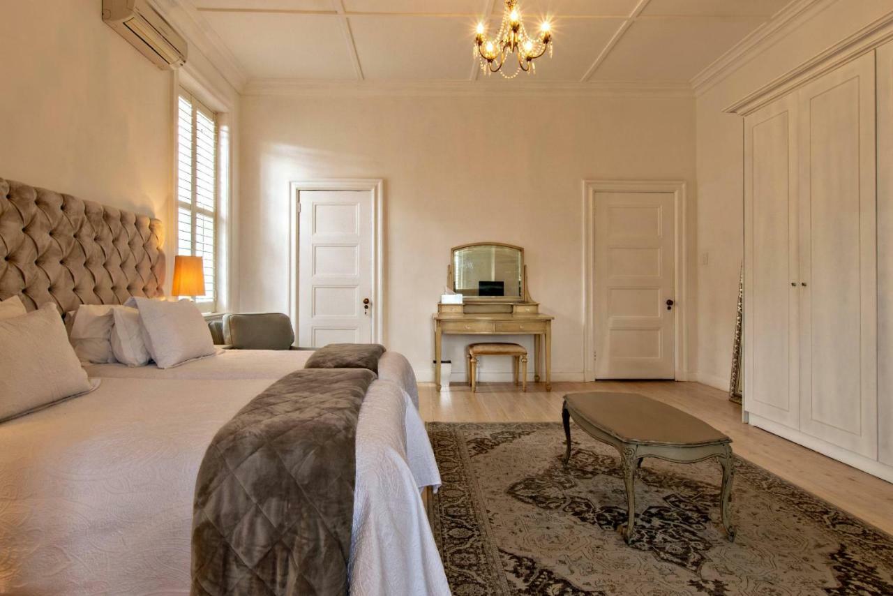 Rhonda'S Manor Boutique Guesthouse Kaapstad Buitenkant foto