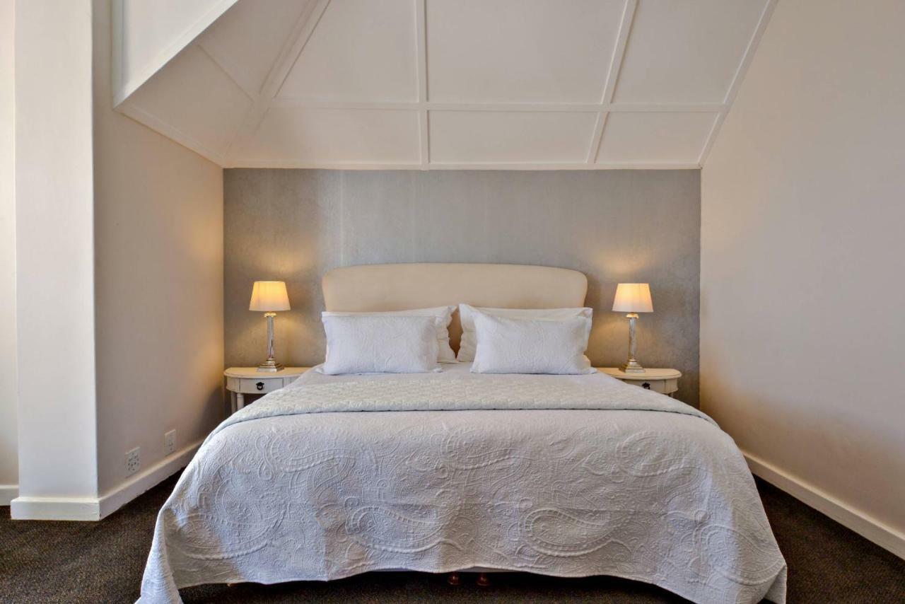 Rhonda'S Manor Boutique Guesthouse Kaapstad Buitenkant foto