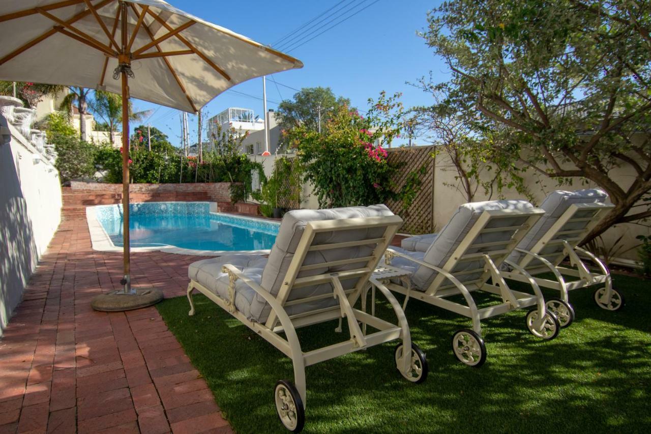 Rhonda'S Manor Boutique Guesthouse Kaapstad Buitenkant foto